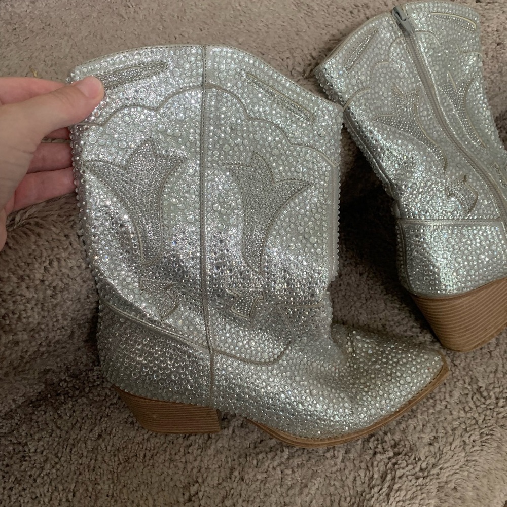 Crown Vintage Silver Heeled Boots with Western Flair